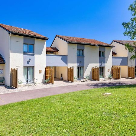 Mercure Lyon Est Villefontaine Exteriör bild