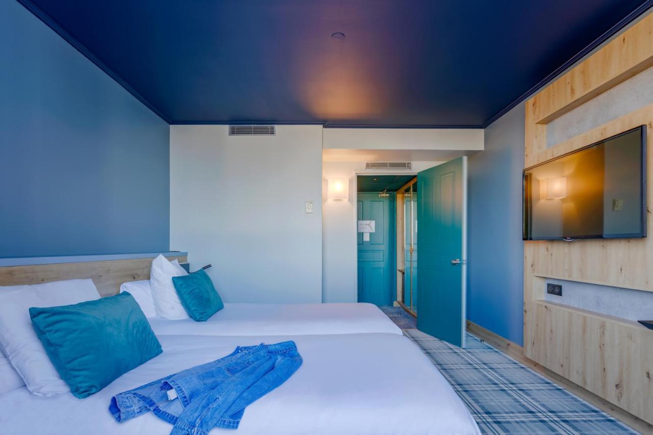 Mercure Lyon Est Villefontaine Exteriör bild